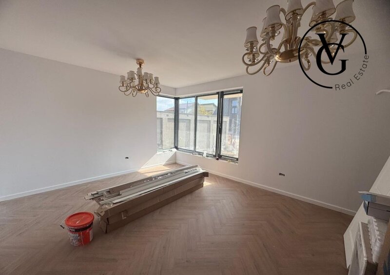 Corbeanca Petresti Vila Cuplata P+1